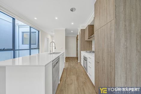 Property photo of 3 Johanna Path Lyndhurst VIC 3975