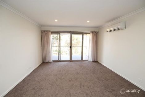 Property photo of 14 Napier Place Warrnambool VIC 3280