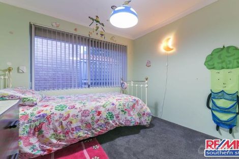 Property photo of 5 Eldridge Grove Cannington WA 6107