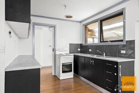 Property photo of 4 Mitchell Road Melton South VIC 3338