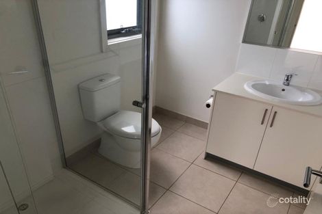 Property photo of 15 Quartz Grove Epping VIC 3076