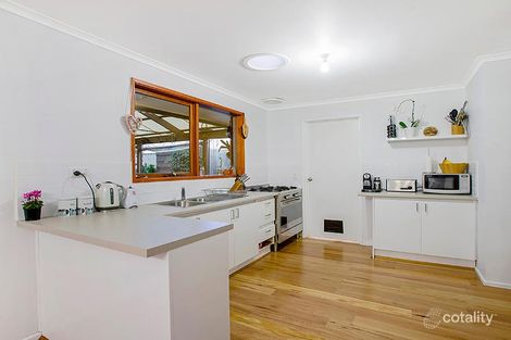 Property photo of 16 Watson Close Hoppers Crossing VIC 3029