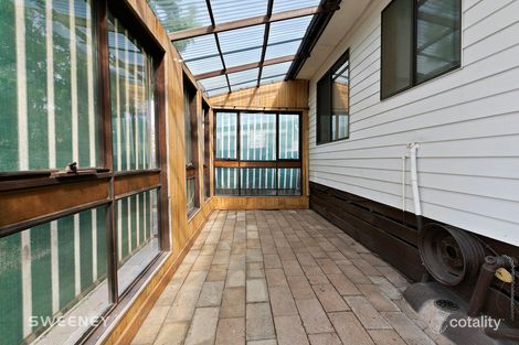 Property photo of 27 McIntosh Street Sunshine VIC 3020