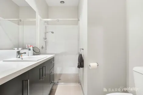 Property photo of 2 Vine Close Healesville VIC 3777