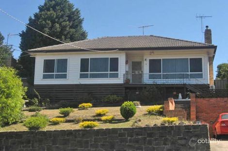 16 Devereaux St, Oak Park, VIC 3046