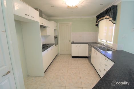 Property photo of 16 Lambe Street West Hoxton NSW 2171