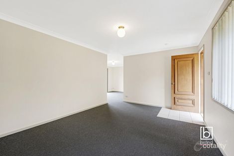 Property photo of 17 Camden Way Watanobbi NSW 2259