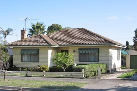 2 Stephens Ave, Springvale, VIC 3171