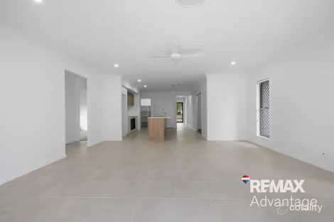 Property photo of 6 Cornucopia Street Manly West QLD 4179
