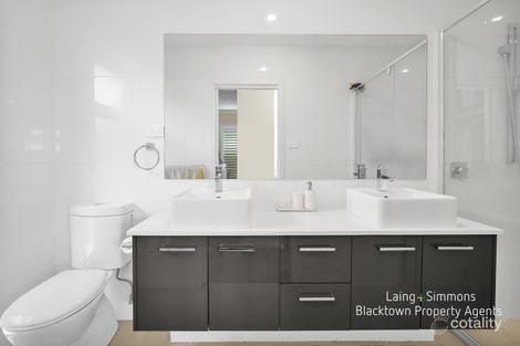 Property photo of 110 Jubilee Drive Jordan Springs NSW 2747