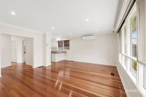 Property photo of 28 Winters Way Doncaster VIC 3108