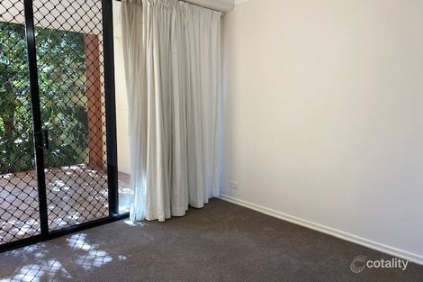 Property photo of 8/2 St Pauls Terrace Spring Hill QLD 4000