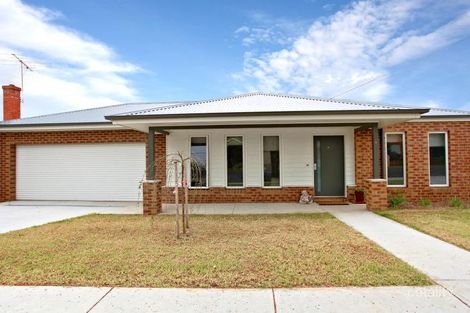 1/5 Woorayl St, Hamlyn Heights, VIC 3215