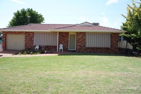 Property photo of 20 Pegasus Place Dubbo NSW 2830