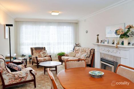 Property photo of 2/18 Benwerrin Road Surrey Hills VIC 3127