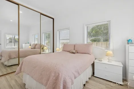 Property photo of 68 Edward Street Narraweena NSW 2099