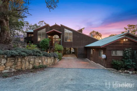 Property photo of 6 Outlook Place The Ridgeway NSW 2620