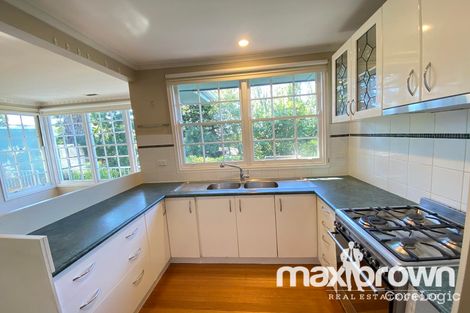 Property photo of 33 Long View Road Croydon South VIC 3136
