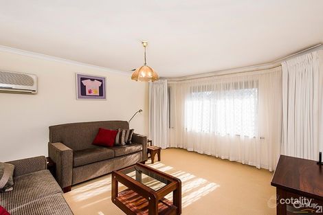 Property photo of 8 Waterside Crescent Gwelup WA 6018