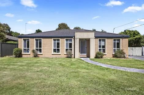 Property photo of 38 Bradby Avenue Mount Clear VIC 3350