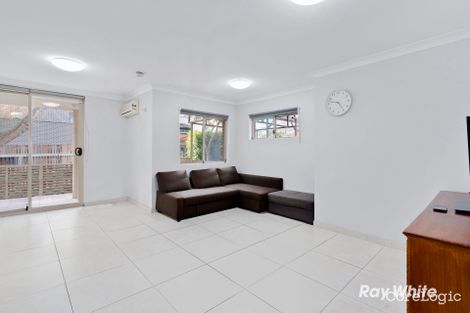 Property photo of 1/2 Wentworth Avenue Toongabbie NSW 2146
