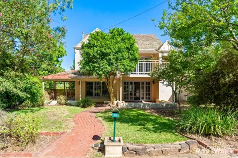 Property photo of 61 Wollundry Avenue Wagga Wagga NSW 2650