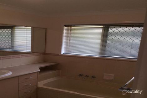 Property photo of 2/7 Tina Close Raceview QLD 4305