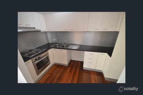Property photo of 74 Rawlins Street Kangaroo Point QLD 4169