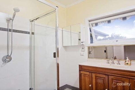 Property photo of 54 Raglan Street St Lucia QLD 4067