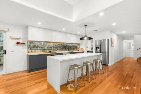 Property photo of 39 Landstrom Quadrant Kilsyth VIC 3137