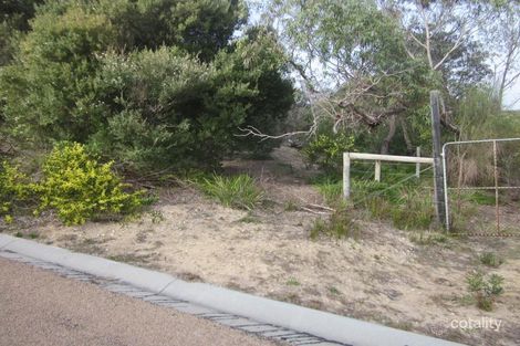 27 Fairway Ave, Golden Beach, VIC 3851