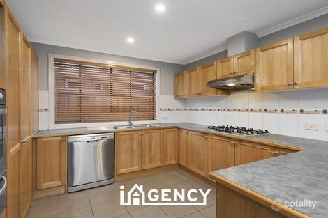 Property photo of 5 Flametree Circuit Cranbourne VIC 3977