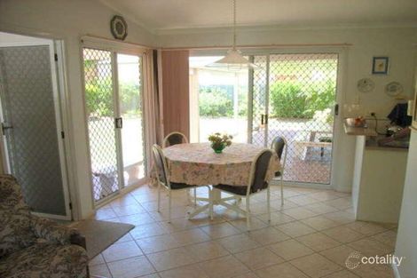 Property photo of 2 Freesia Close Currimundi QLD 4551