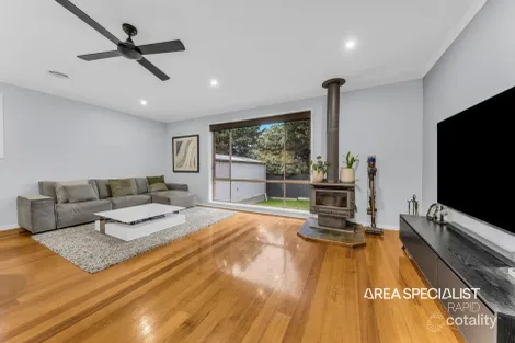 Property photo of 38 Lesley Drive Hampton Park VIC 3976
