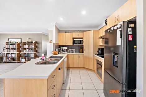 Property photo of 11 Sinclair Avenue Hunterview NSW 2330