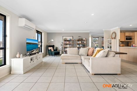 Property photo of 11 Sinclair Avenue Hunterview NSW 2330