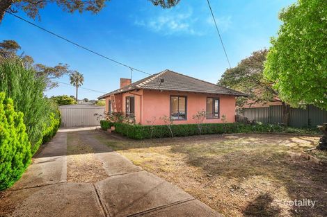 Property photo of 2 Mawarra Crescent Chadstone VIC 3148