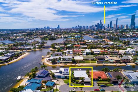 11 Carmel Ct, Broadbeach Waters, QLD 4218