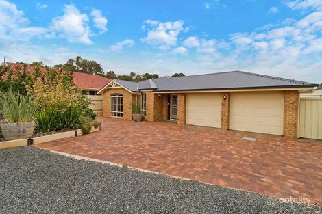 Property photo of 14 Reg Smith Crescent Williamstown SA 5351
