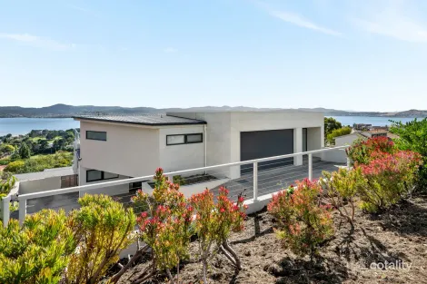 1/479 Churchill Ave, Sandy Bay, TAS 7005