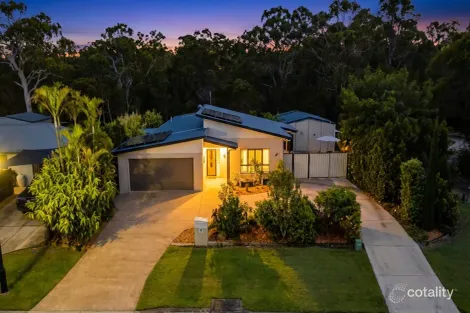 19 Habitat Cct, Cooloola Cove, QLD 4580