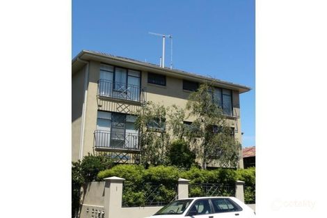 Property photo of 2/1 Marlton Crescent St Kilda VIC 3182