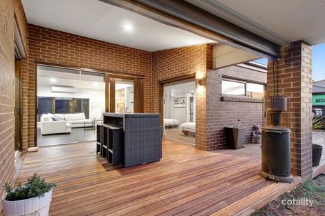 Property photo of 3 Davenport Crescent Cranbourne West VIC 3977