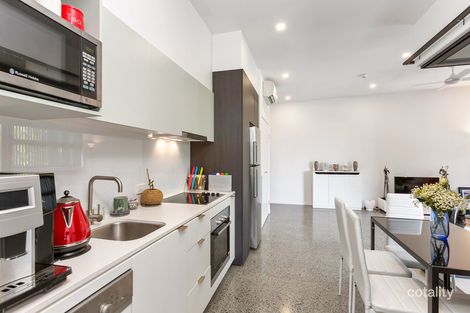 Property photo of 304/27 Ekibin Road Annerley QLD 4103