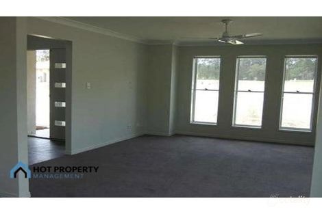 Property photo of 4 Regent Court Coomera QLD 4209