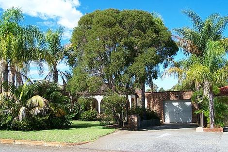 50 Naunton Cres, Eden Hill, WA 6054