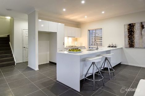 Property photo of 6 Melia Court Eatons Hill QLD 4037