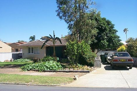 19 Winifred Rd, Bayswater, WA 6053