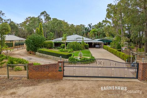 18 Hollett Rd, Stoneville, WA 6081