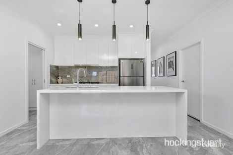 Property photo of 17 Sumar Drive Craigieburn VIC 3064